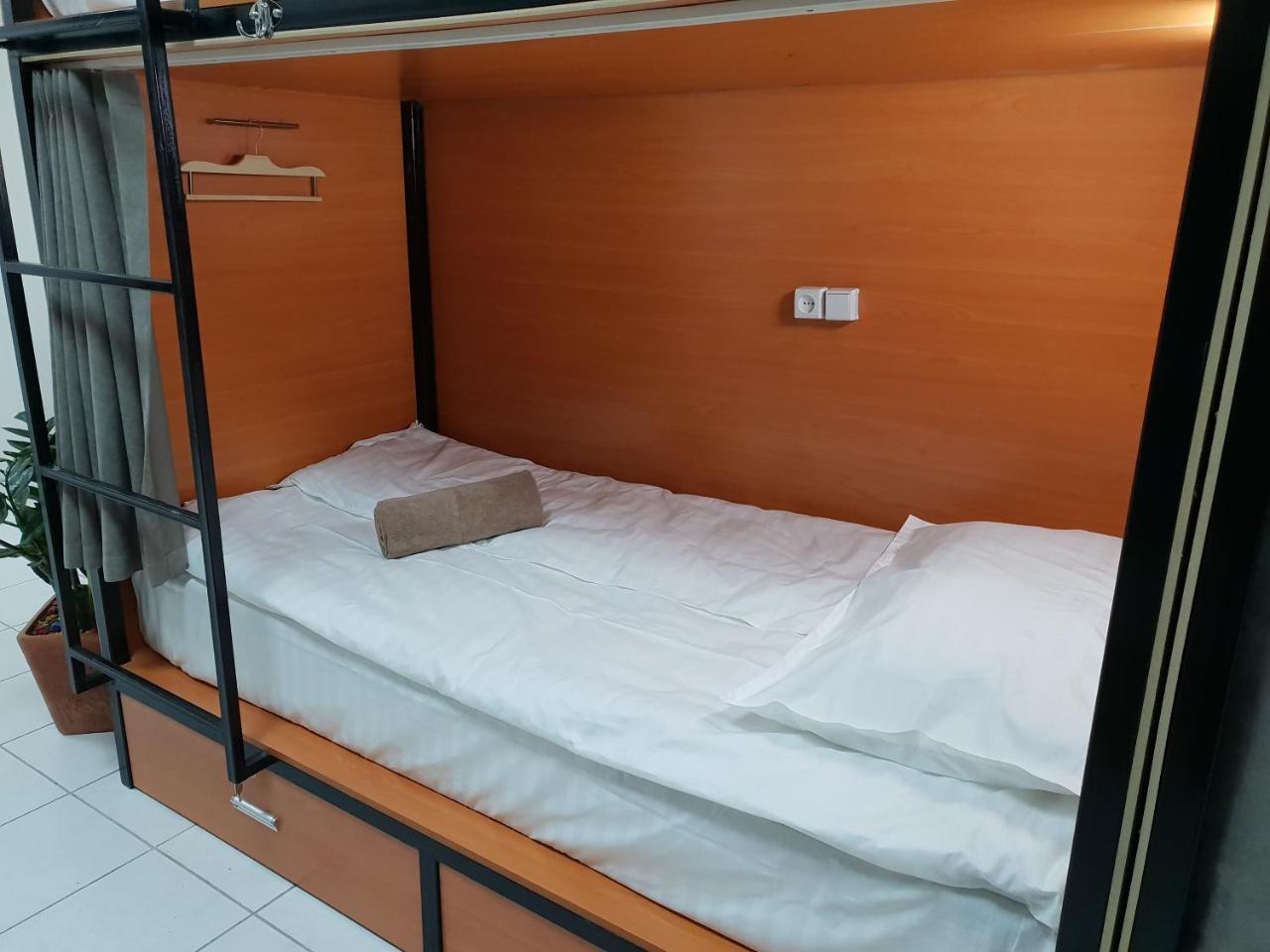 Capsule Hostel Tasjkent Buitenkant foto